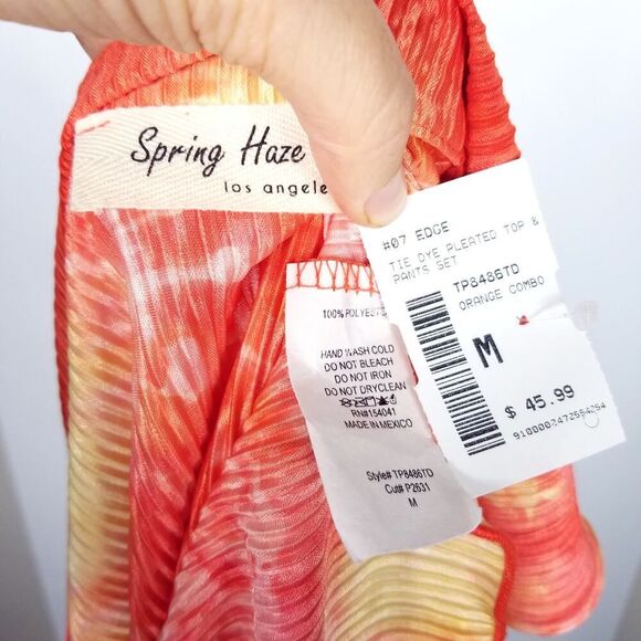 NEW NWT Spring Haze Tie Dye Crinkle Pleated Top Orange Pink Yellow Size Medium - Picture 5 of 5